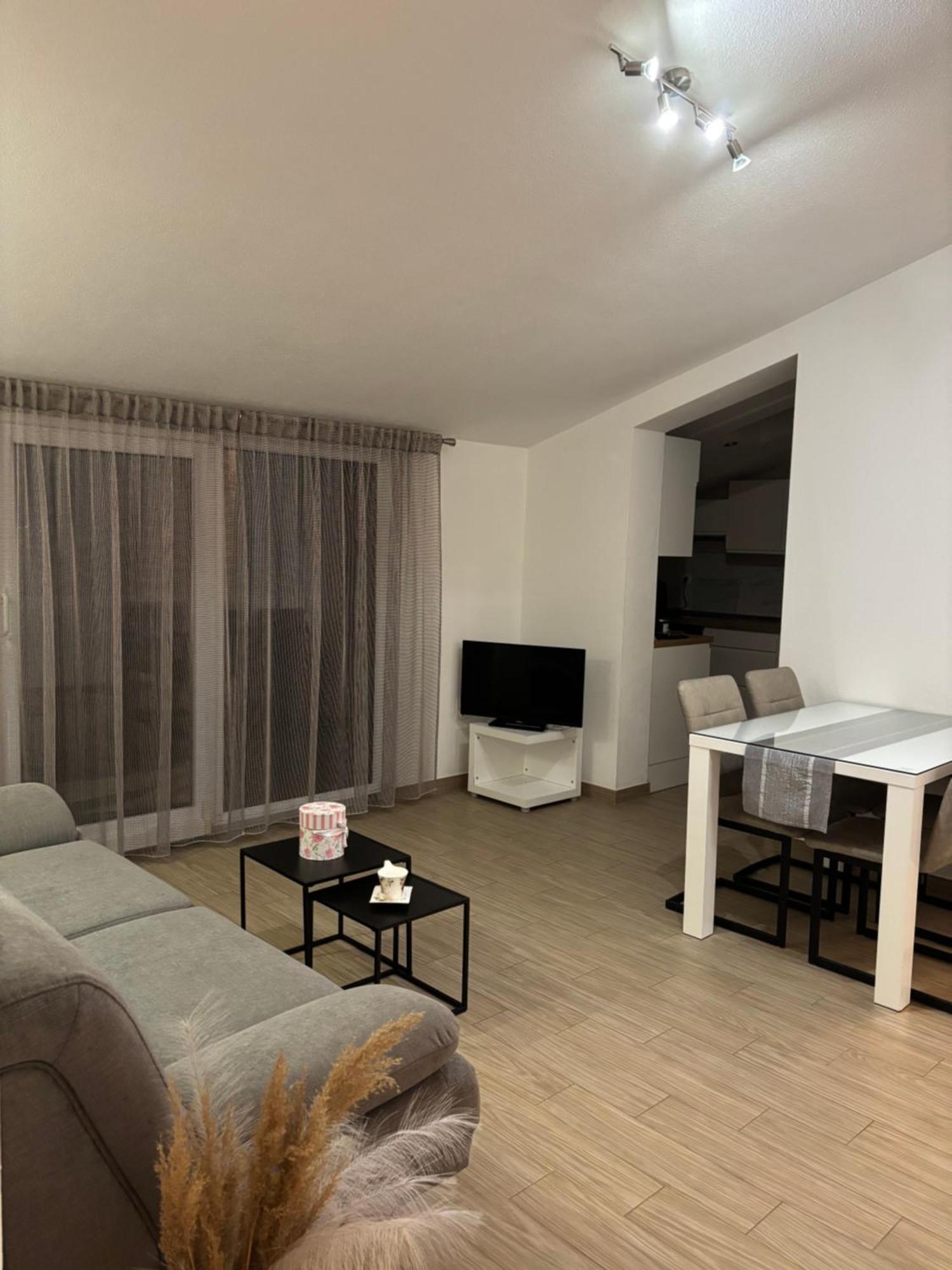 Sunny Vacay Appartamento